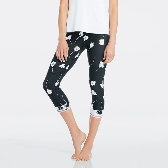 Fabletics Black White Floral Leggings 